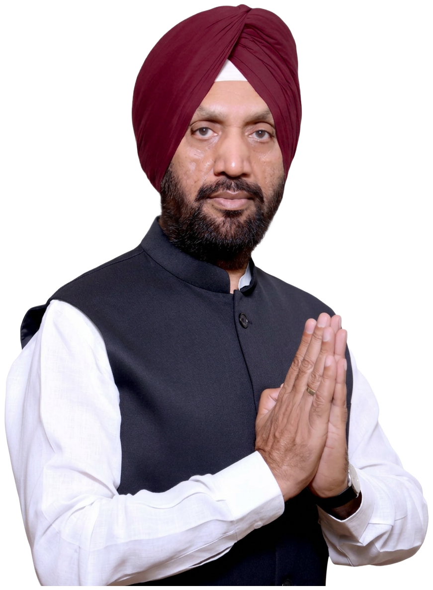 Rajinder Singh ਹੱਥ ਜੋੜ ਕੇ ਨਮਸਕਾਰ ਕਰਦੇ ਹੋਏ